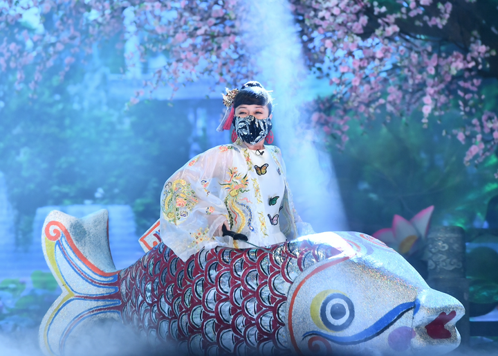 NTK Đức Hùng kể chuyện may trang phục cho Táo Quân 2021 - 6