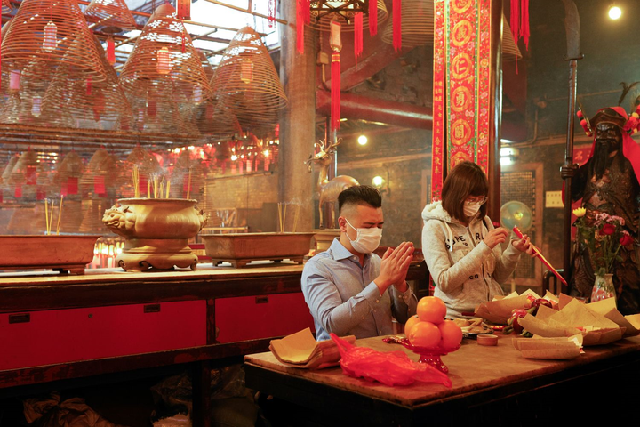 Ảnh: Không khí Tết Nguyên đán khác lạ tại nhiều nước trên thế giới - 4