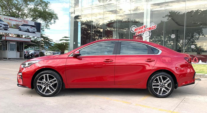 Xông đất năm Tân Sửu, đi xe màu gì cho hợp phong thuỷ? - 2