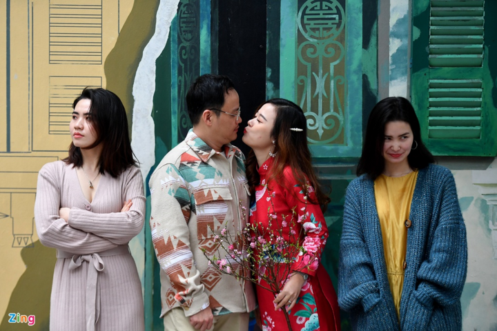 Ảnh: Hà Nội vắng vẻ, thanh bình sáng mùng 1 Tết - 12