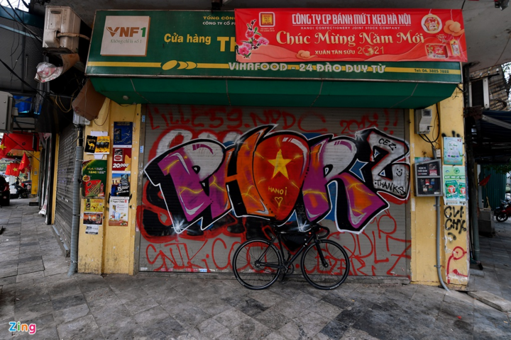 Ảnh: Hà Nội vắng vẻ, thanh bình sáng mùng 1 Tết - 8