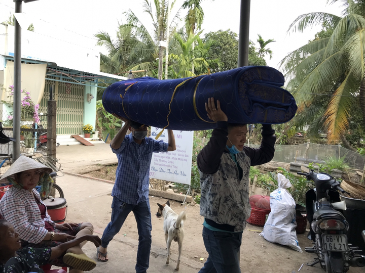 Ảnh: Sạt lở bờ sông Hậu, 6 căn nhà trôi sông ngày mùng 3 Tết - 6