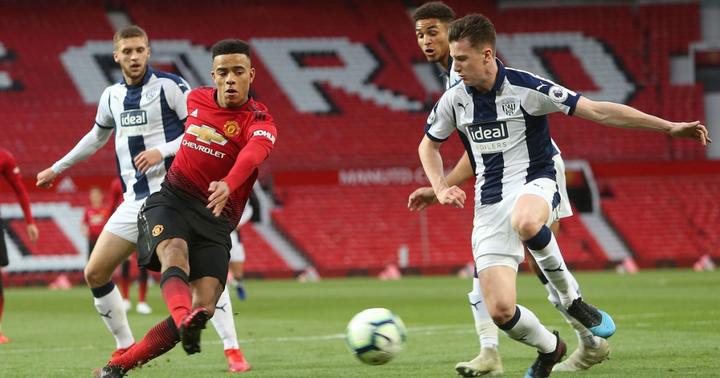 Trực tiếp West Brom 1-1 Man Utd: Bruno Fernandes lập siêu phẩm - 13