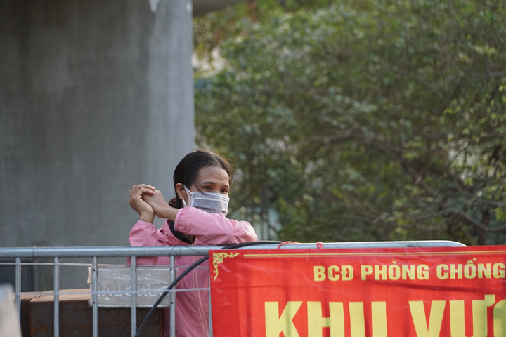 Ảnh: Cách ly khách sạn nơi bệnh nhân Nhật Bản dương tính SARS-CoV-2 tử vong - 2