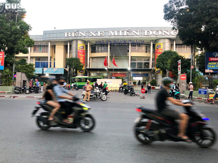 Ảnh: Các cửa ngõ vào TP.HCM thông thoáng sau kỳ nghỉ Tết - 8