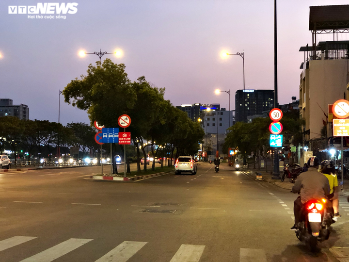 Ảnh: Các cửa ngõ vào TP.HCM thông thoáng sau kỳ nghỉ Tết - 10