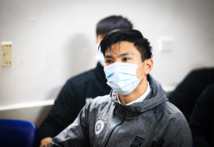 Hà Nội FC hội quân, Quang Hải, Văn Quyết được xét nghiệm COVID-19 - 6