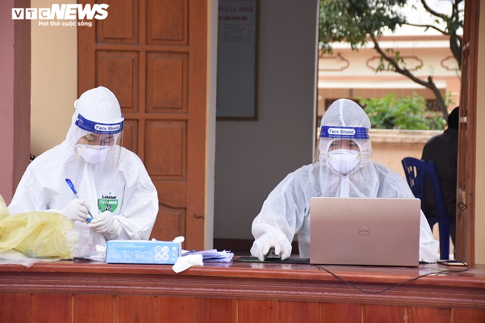 Hải Dương phát hiện chùm ca bệnh 4 người thông qua giám sát ho, sốt cộng đồng - 1