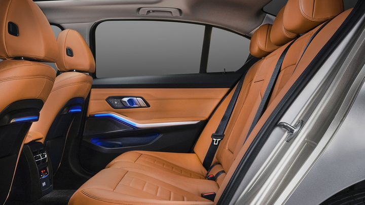 BMW 3-Series Gran Sedan ra mắt tại Thái Lan, giá khoảng hơn 2 tỷ đồng - 10