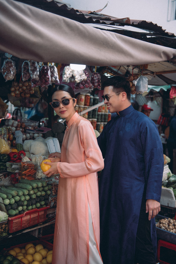 Tăng Thanh Hà diện áo dài sánh bước cùng người mẫu Quang Tuyến - 5