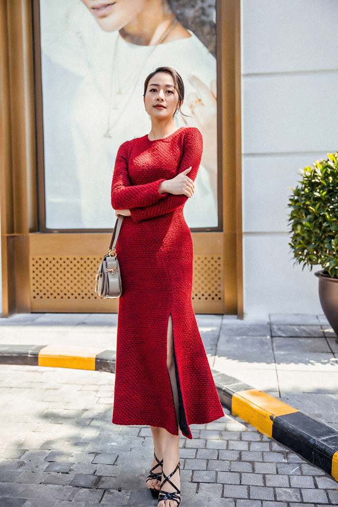 MC Phí Linh khoe eo thon gái một con - 11