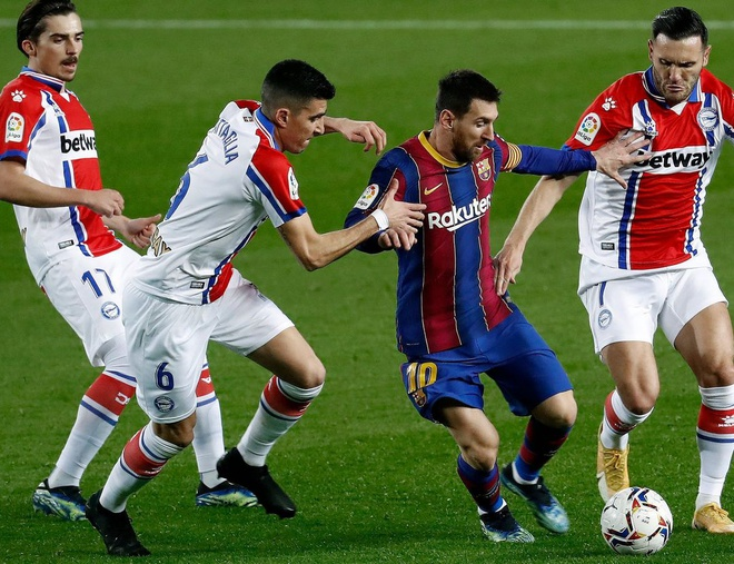 Messi bị chỉ trích sau trận Barca thua ngược - 1