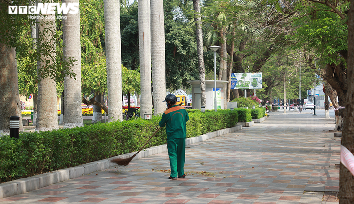Phòng chống COVID-19, Hải Phòng nhiều nơi không một bóng người - 12