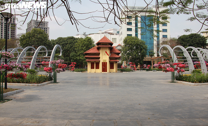 Phòng chống COVID-19, Hải Phòng nhiều nơi không một bóng người - 13