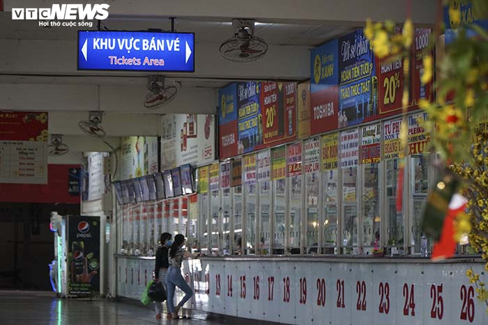 Ảnh: Bến xe miền Đông đìu hiu chưa từng thấy ngày mùng 7 Tết - 11