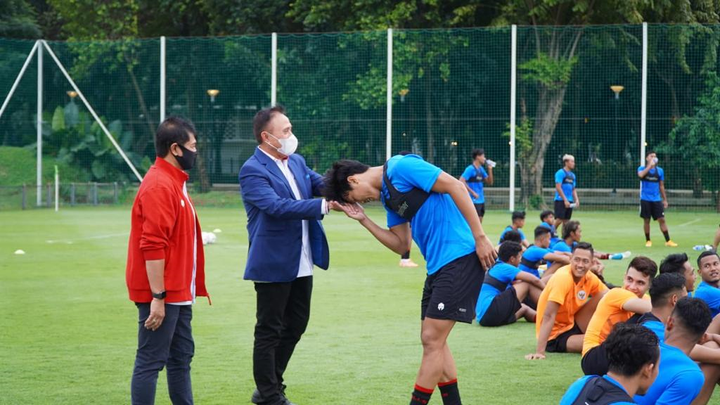 Cầu thủ Indonesia hô quyết tâm đánh bại tuyển Việt Nam - 1