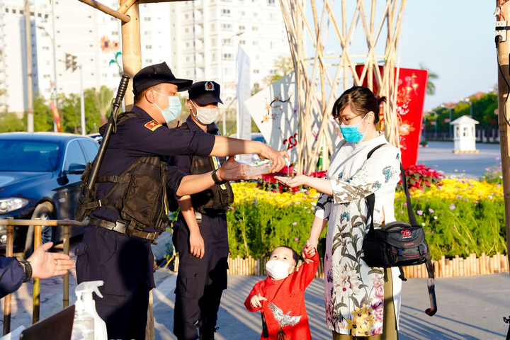 Đường hoa Home Hanoi Xuân: Điểm đến an toàn Tết Tân Sửu - 11