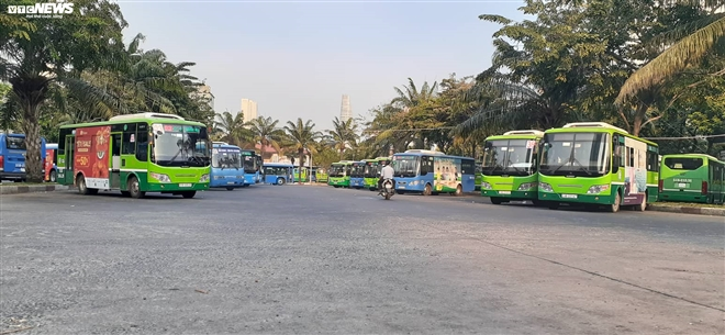 TP.HCM kiến nghị sử dụng xe buýt có sức chứa nhỏ, từ 12 đến dưới 17 chỗ - 1