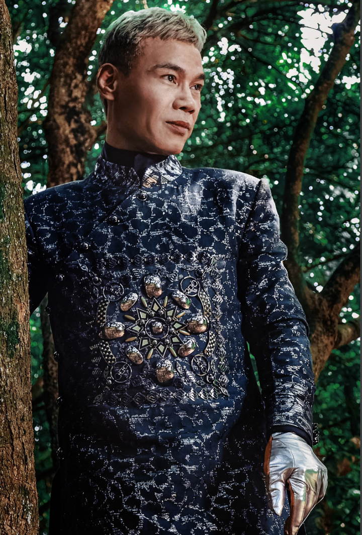 Ngắm bộ sưu tập áo dài veston tinh tế của NTK Tiến Lợi - 3