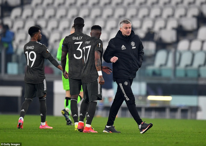 Đại chiến Chelsea vs Man Utd: HLV Solskjaer khiến Tuchel lo sợ thế nào? - 3