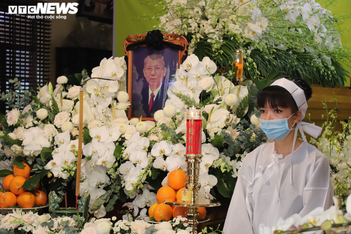 Người dân thương tiếc nguyên Phó Thủ tướng Trương Vĩnh Trọng - 3