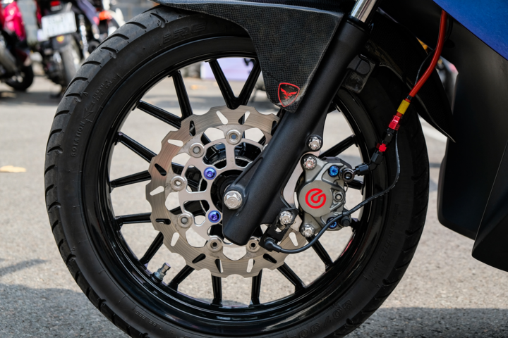Honda Air Blade với màu sơn độc đáo tại TP.HCM - 9