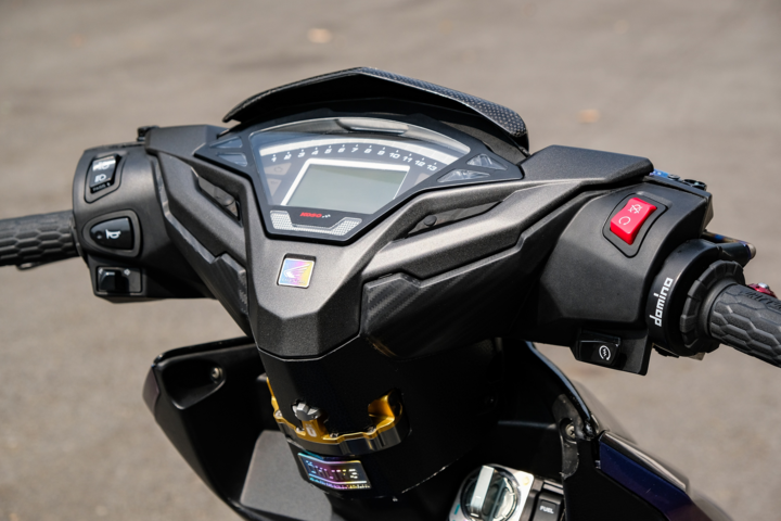 Honda Air Blade với màu sơn độc đáo tại TP.HCM - 6