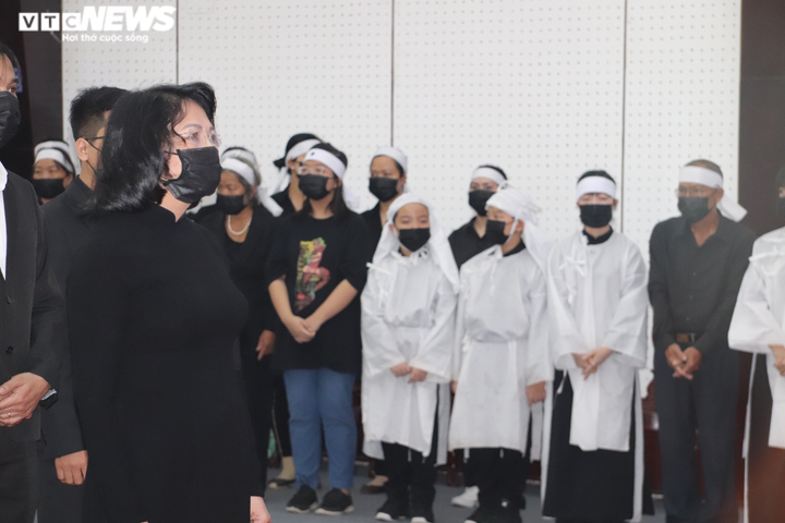 Ảnh: Lãnh đạo Đảng, Nhà nước viếng nguyên Phó Thủ tướng Trương Vĩnh Trọng - 12