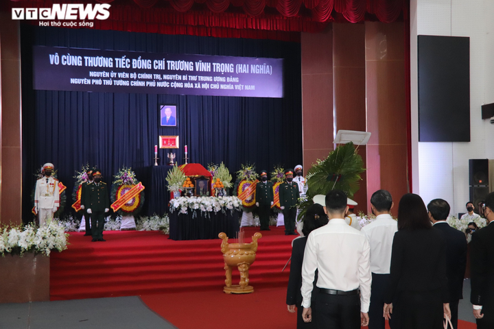 Ảnh: Lãnh đạo Đảng, Nhà nước viếng nguyên Phó Thủ tướng Trương Vĩnh Trọng - 28