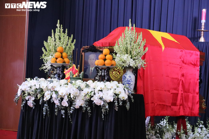 Ảnh: Lãnh đạo Đảng, Nhà nước viếng nguyên Phó Thủ tướng Trương Vĩnh Trọng - 1