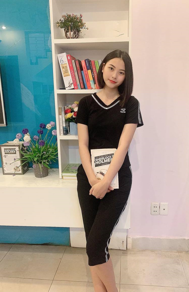 Thương hiệu thời trang ngầm sở hữu loạt khách hàng nổi tiếng - 3