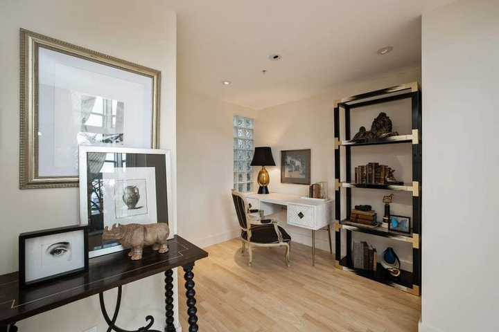 Căn hộ 800.000 USD của nữ Phó tổng thống Mỹ - 5