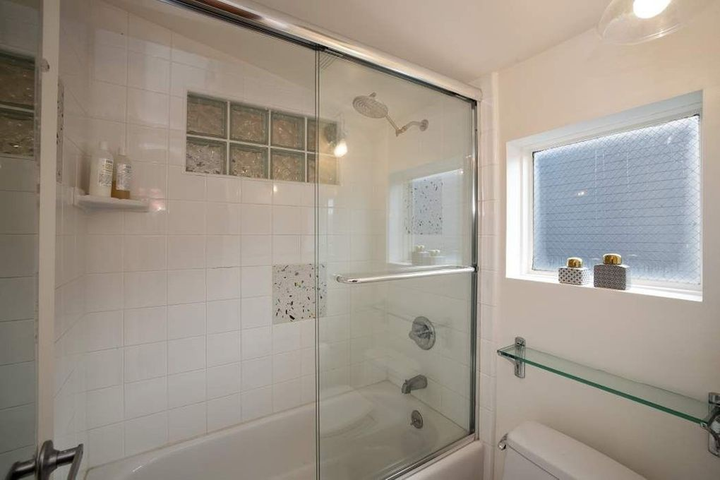 Căn hộ 800.000 USD của nữ Phó tổng thống Mỹ - 9