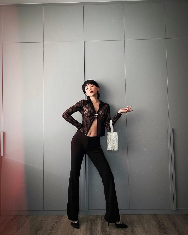 Ảnh: Những mỹ nhân Việt vẫn giữ được eo thon sau Tết - 5