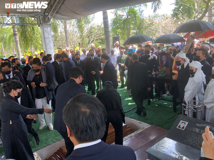 Ảnh: Tiễn đưa nguyên Phó Thủ tướng Trương Vĩnh Trọng về với đất mẹ - 8