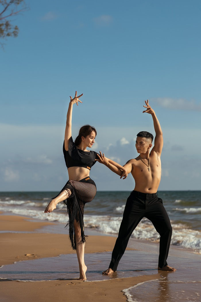 Khánh Thi kể chuyện suy sụp, lang thang ngoài đường khi mới yêu Phan Hiển - 4