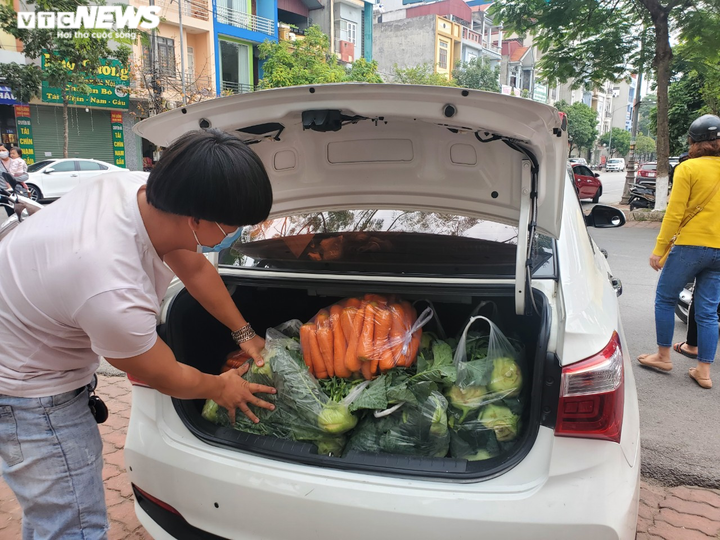 Người Bắc Ninh 'giải cứu' 5,5 tấn nông sản Hải Dương chỉ trong 1 giờ - 6