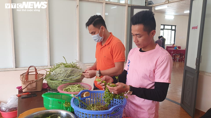 Ảnh: Ông Đoàn Ngọc Hải quyên góp được 170 triệu đồng cho người nghèo - 7