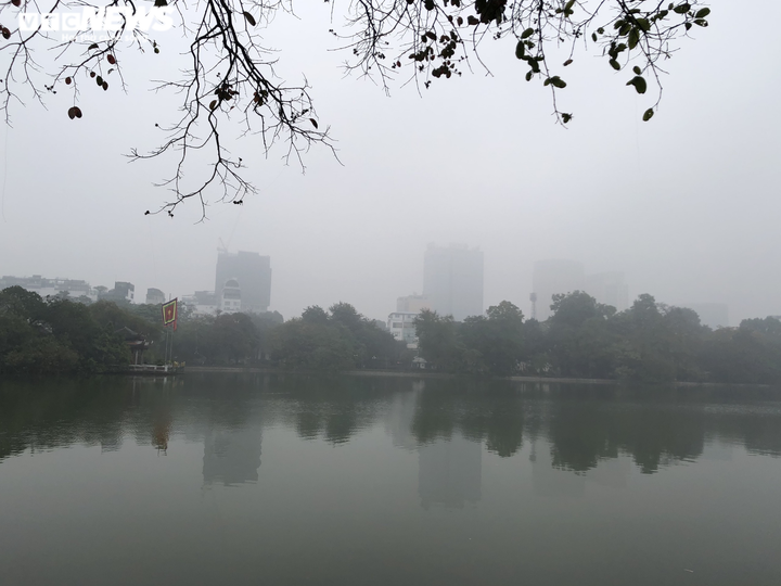 Thời tiết ngày 23/2: Miền Bắc sương mù vào sáng sớm, miền Nam đêm trời lạnh - 1