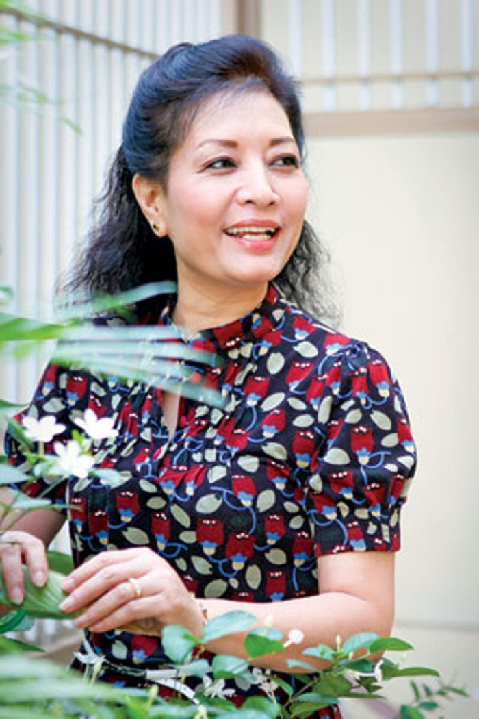 Vẻ đẹp lộng lẫy của NSƯT Hà Xuyên - nữ chính phim 'Biệt động Sài Gòn' - 10