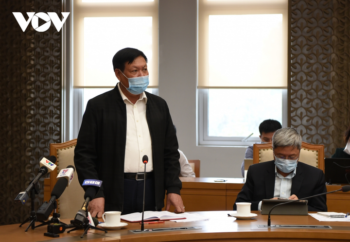 Vì sao vaccine COVID-19 nhập khẩu có thể tiêm ngay cho người Việt Nam? - 2