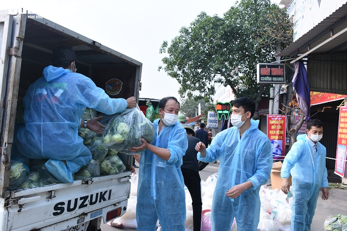 Ảnh: Cuộc sống người dân tại ổ dịch nóng nhất tỉnh Hải Dương - 3