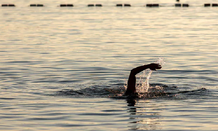 Người đào tẩu Triều Tiên bơi 6 tiếng xâm nhập lãnh thổ Hàn Quốc - 1