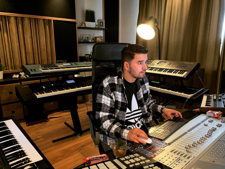 Làm cách nào để xác định ca sĩ đạo nhạc? - 2