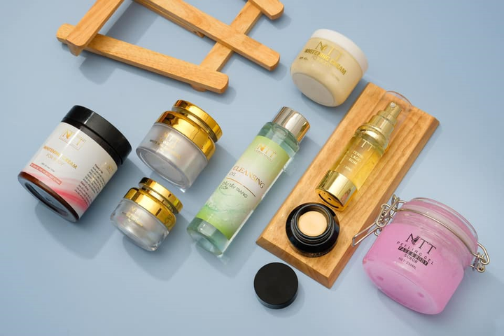 Shop Ngọc Trương Trương: Địa chỉ mua sắm quen thuộc cho các tín đồ mỹ phẩm - 1