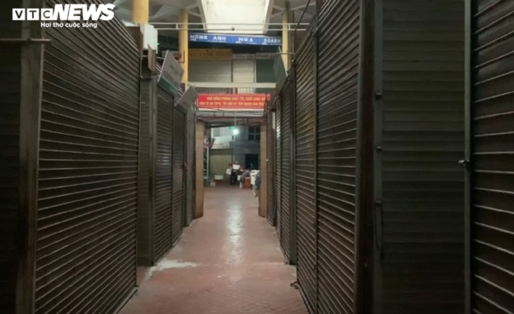 Tiểu thương Hà Nội thẫn thờ chờ khách sắm rằm tháng Giêng - 12