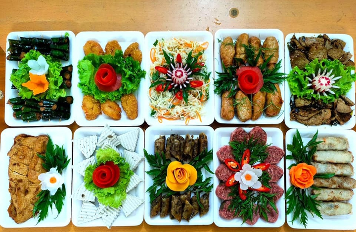 Cúng rằm tháng Giêng, chị em tấp nập đặt cỗ online - 1