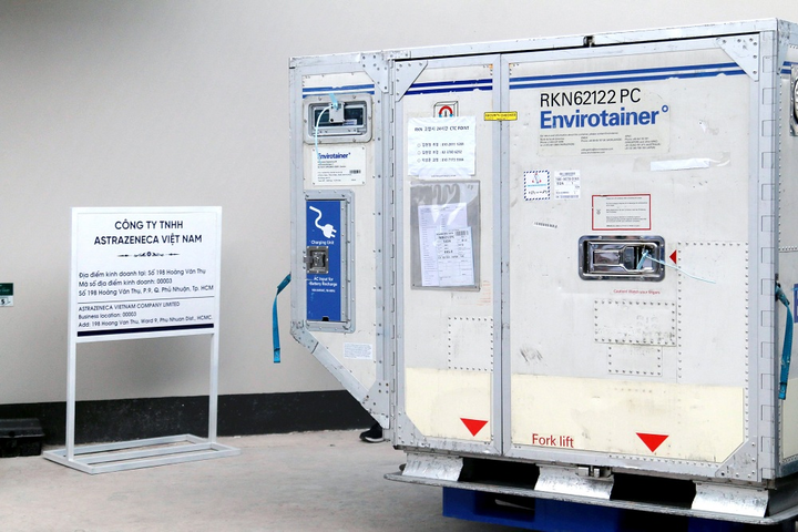 Vaccine COVID-19 về Việt Nam: Hy vọng mới trong cuộc chiến chống đại dịch - 1