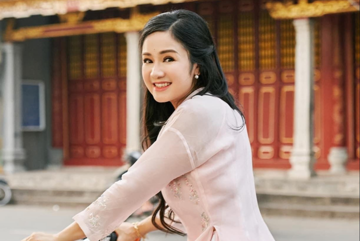 Vì sao Lý Hùng thích diễn chung với 'bà Bạch Cúc' của 'Hướng dương ngược nắng'? - 4