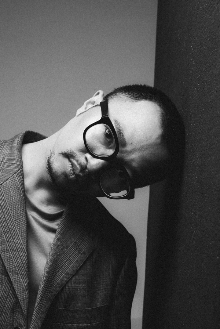 Hà Lê: Khi chới với, tôi để nỗi buồn chạm đáy rồi leo lên - 1